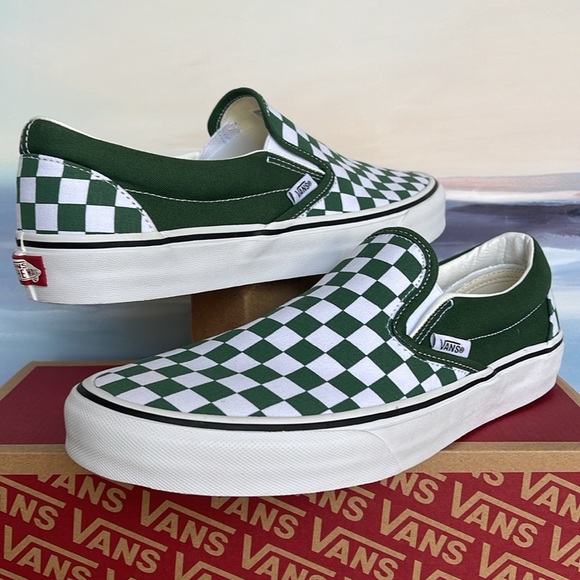 Vans Men’s Classic Slip-On
Color Theory Checkerboard
VN0A7Q5D6QU
Sneakers - Picture 9 of 16
